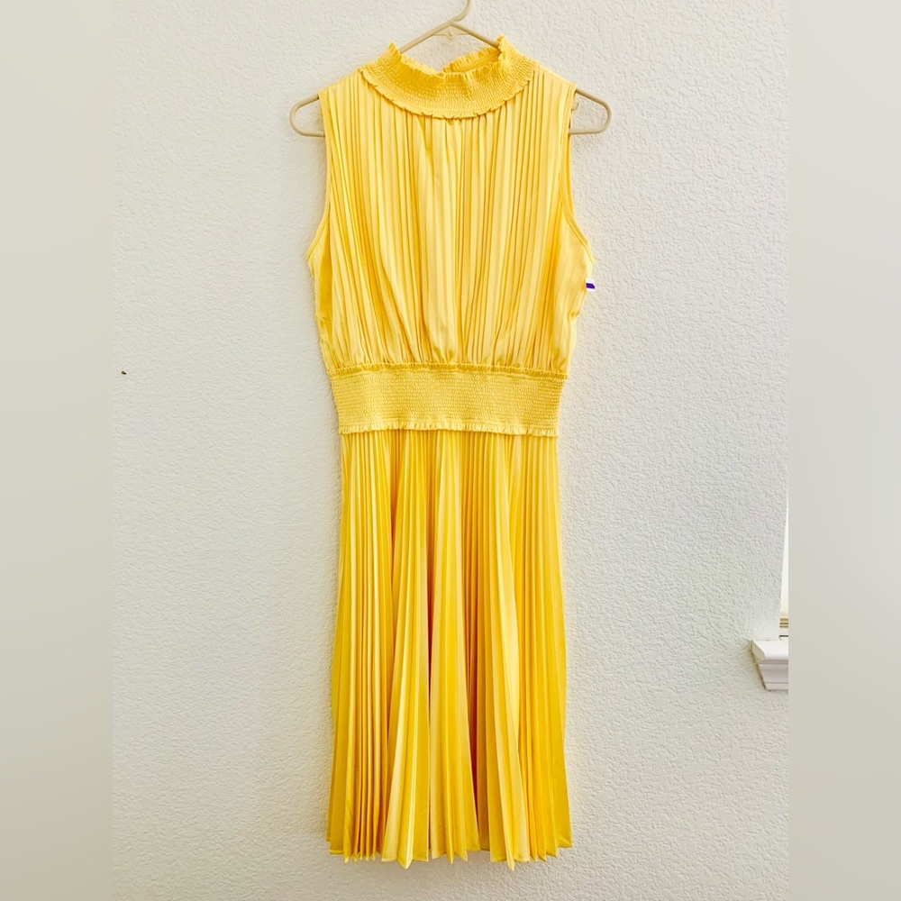 Nanette Lepore Pleated Dress NWOT Size 8 High Neck Sleeveless - Picture 3 of 10